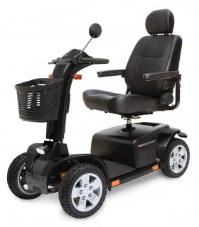 Face en biais droit du scooter électrique handicapé PMR et senior Pride XL130 en noir