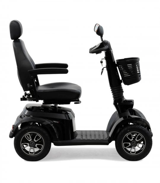 Vue latéral du scooter électrique handicapé PMR Life & Mobility Presto S en noir